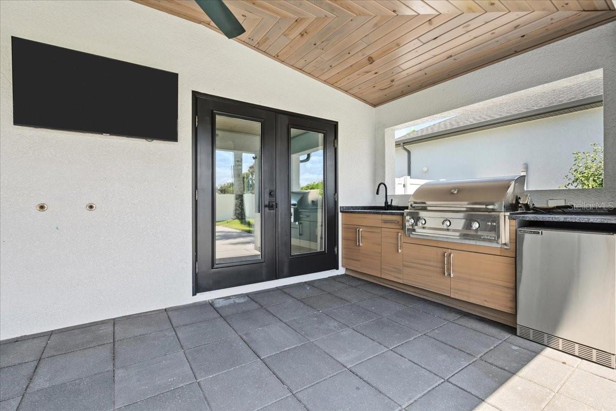 Image 58 of 86 For 2415 Price Boulevard
