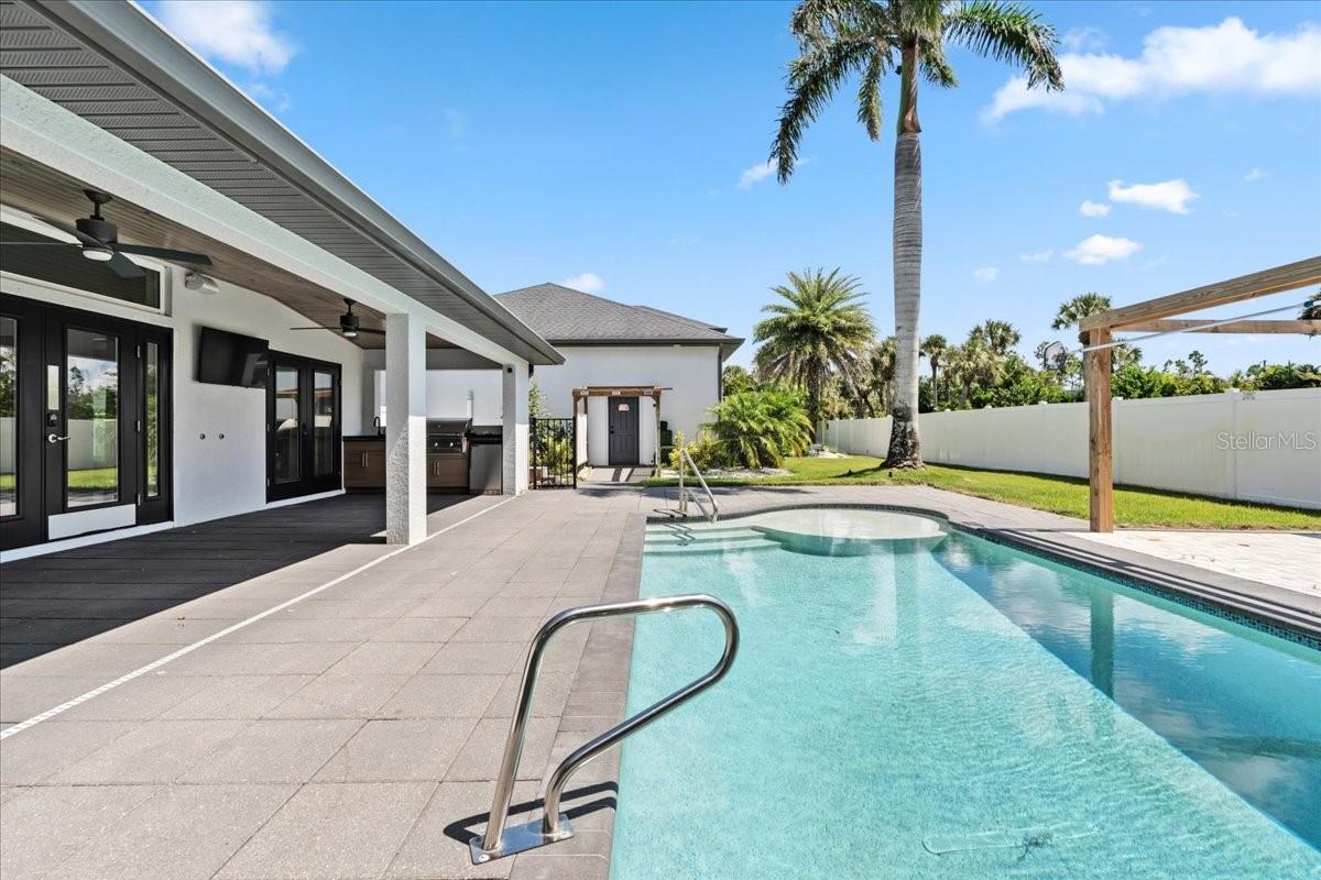 Image 63 of 86 For 2415 Price Boulevard