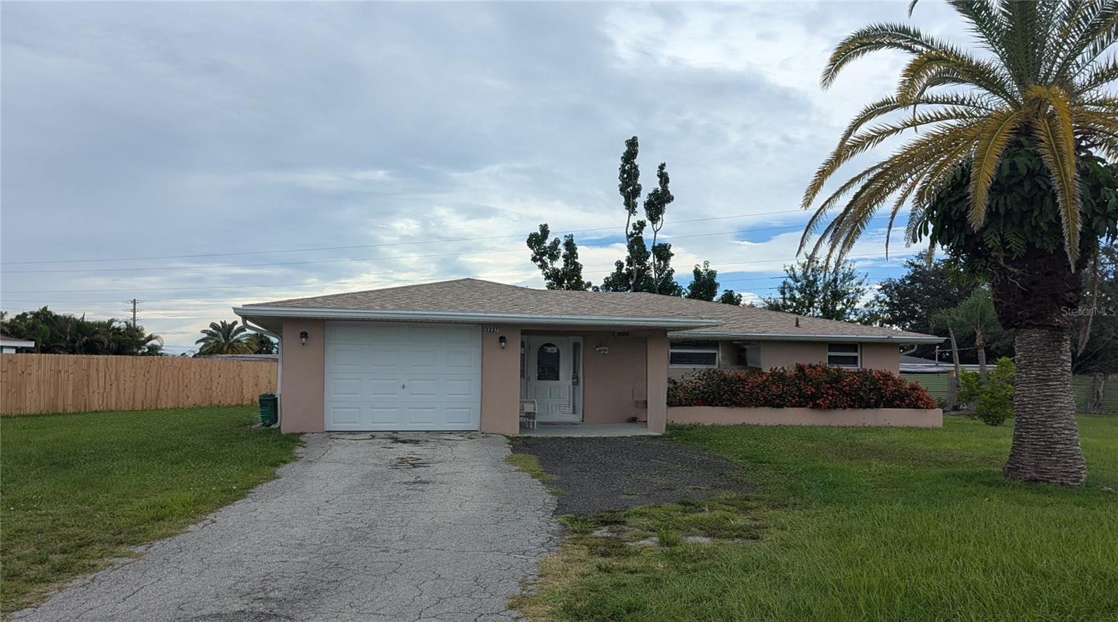 Image 25 of 37 For 3227 Elkcam Boulevard