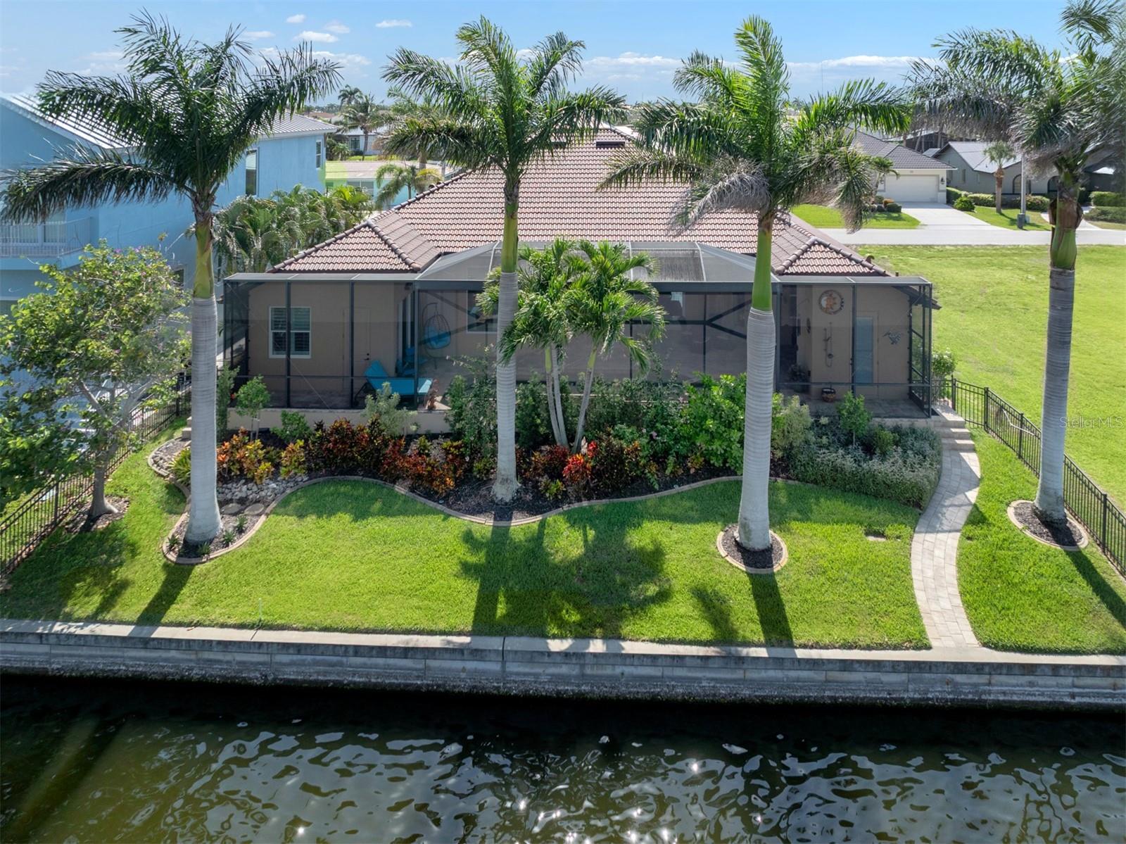 Image 42 of 47 For 95 Colony Point Drive