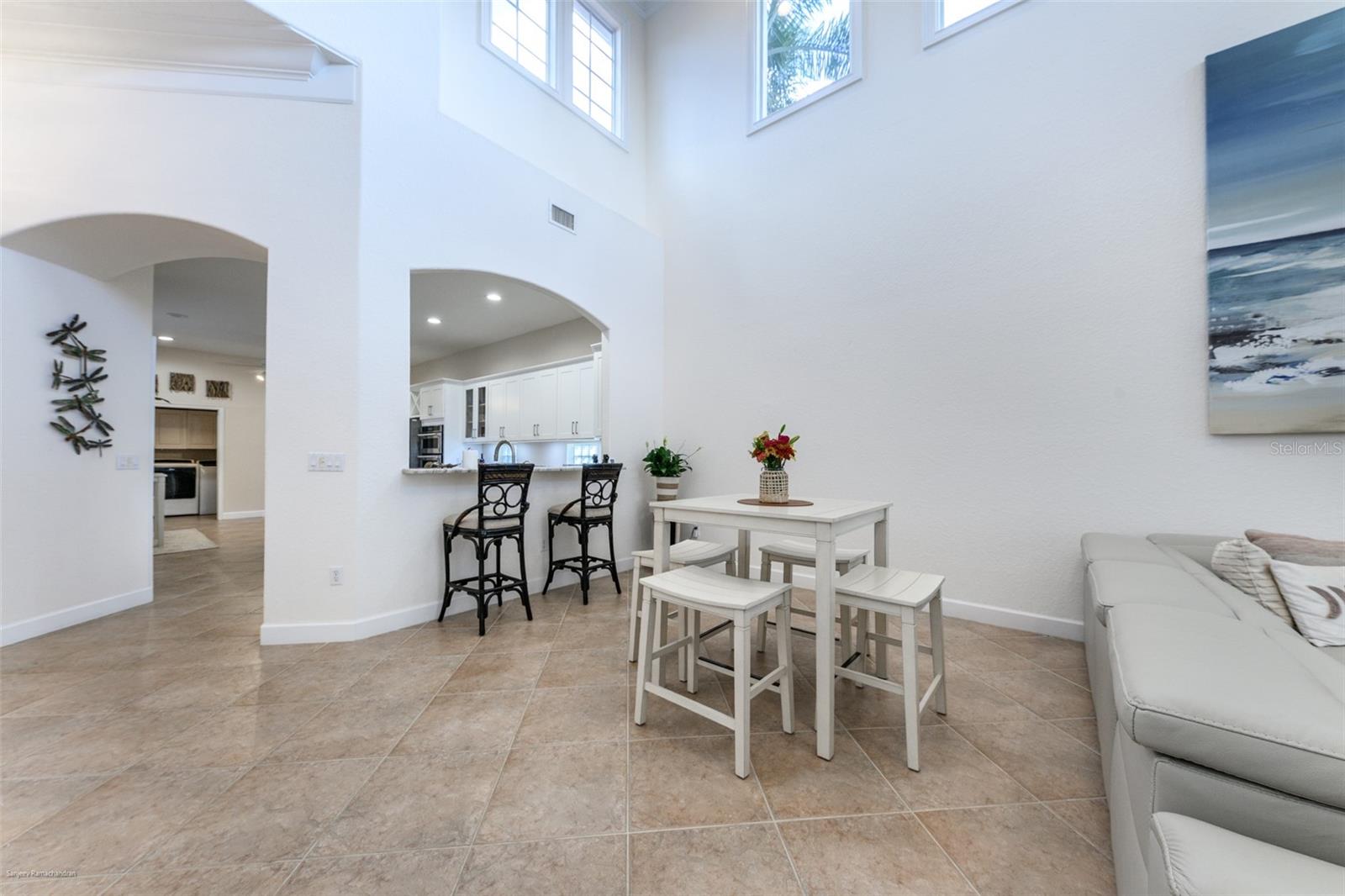 Image 9 of 77 For 3209 Sunset Key Circle