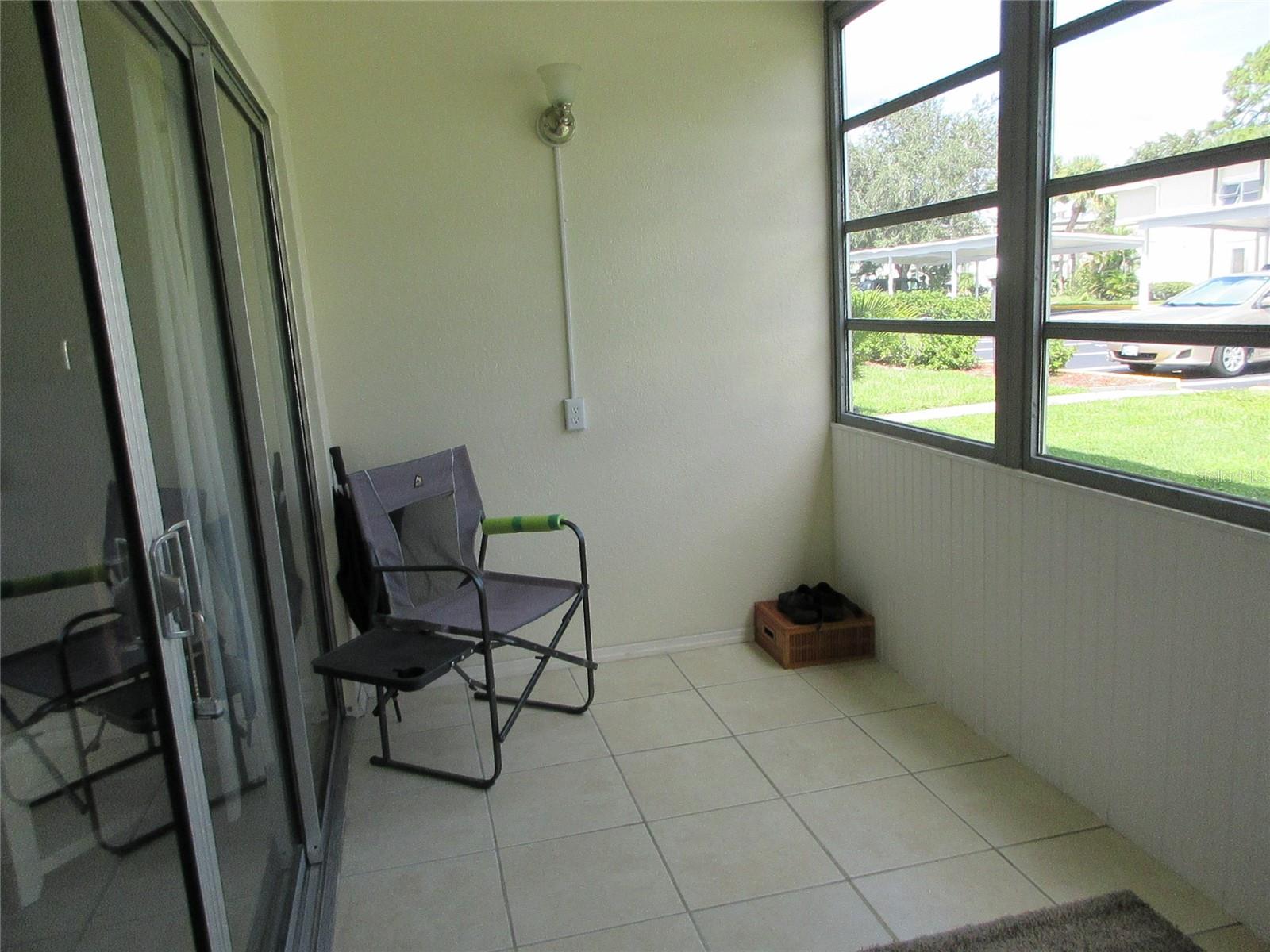 Image 17 of 30 For 21320 Brinson Avenue 119