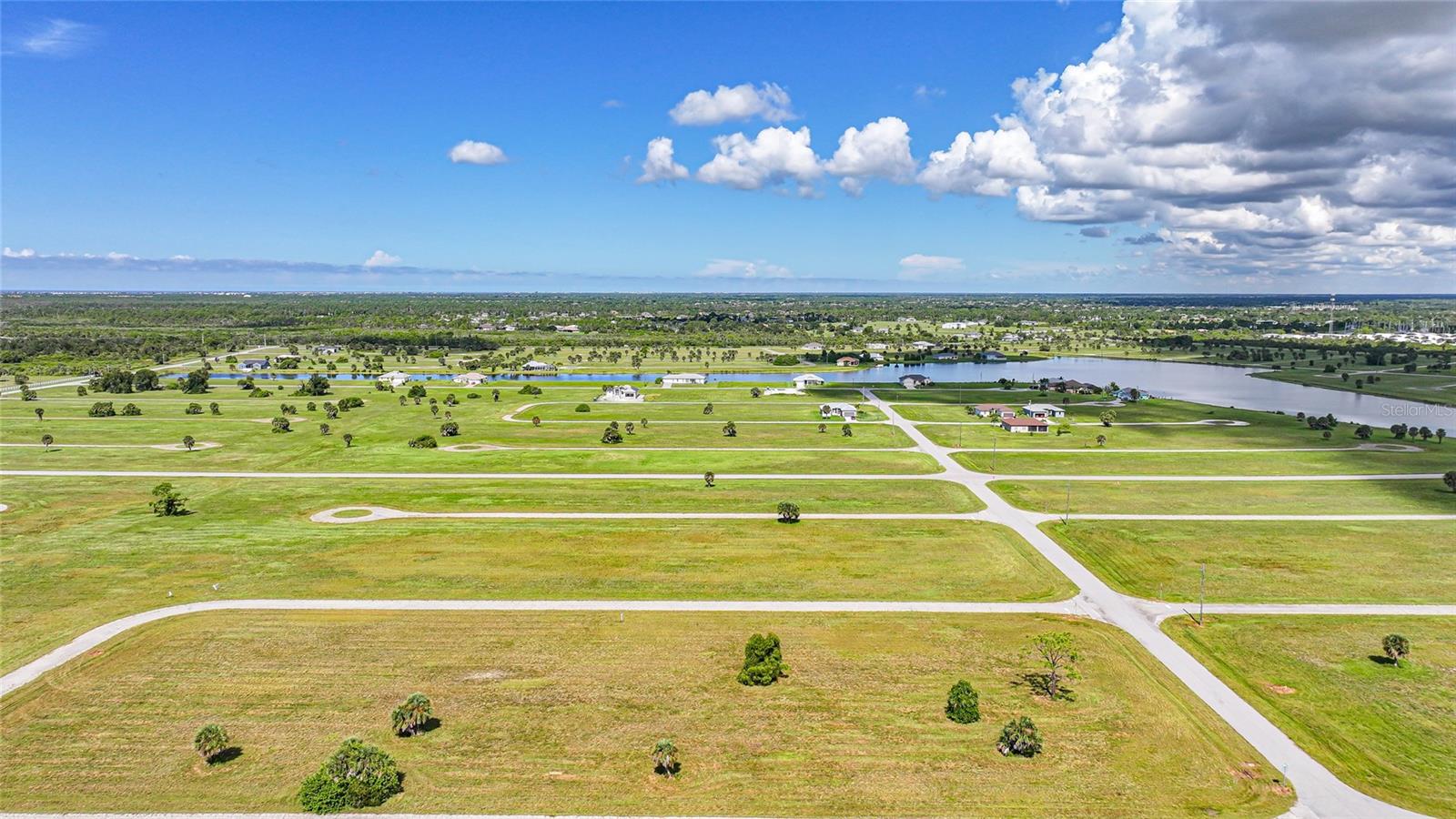 Image 22 of 30 For 37 Willow Road