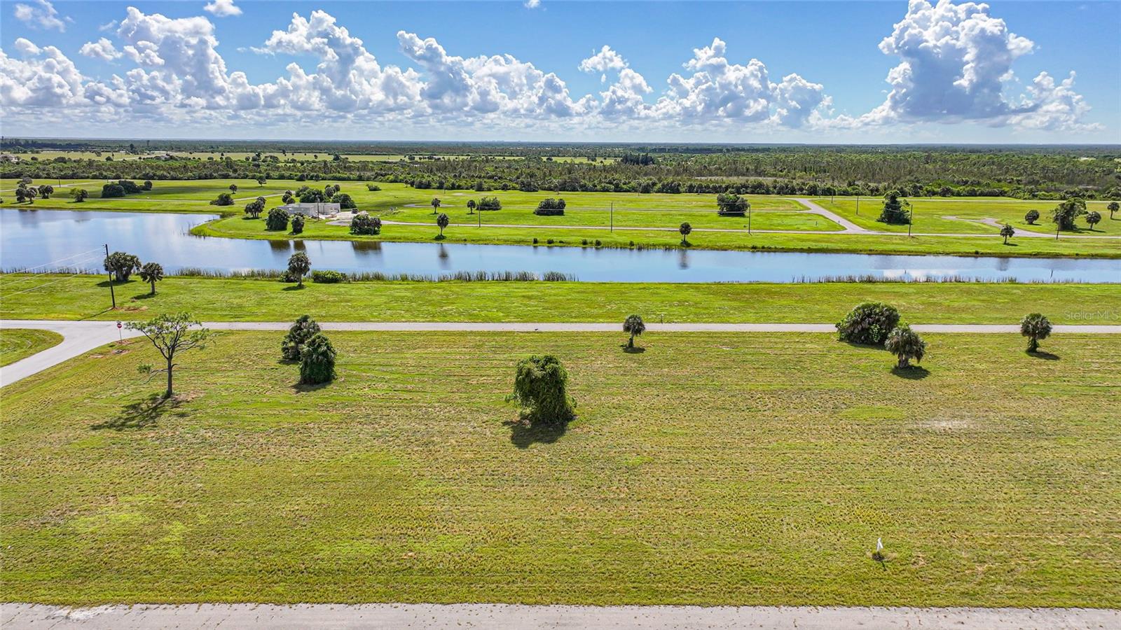 Image 29 of 30 For 37 Willow Road