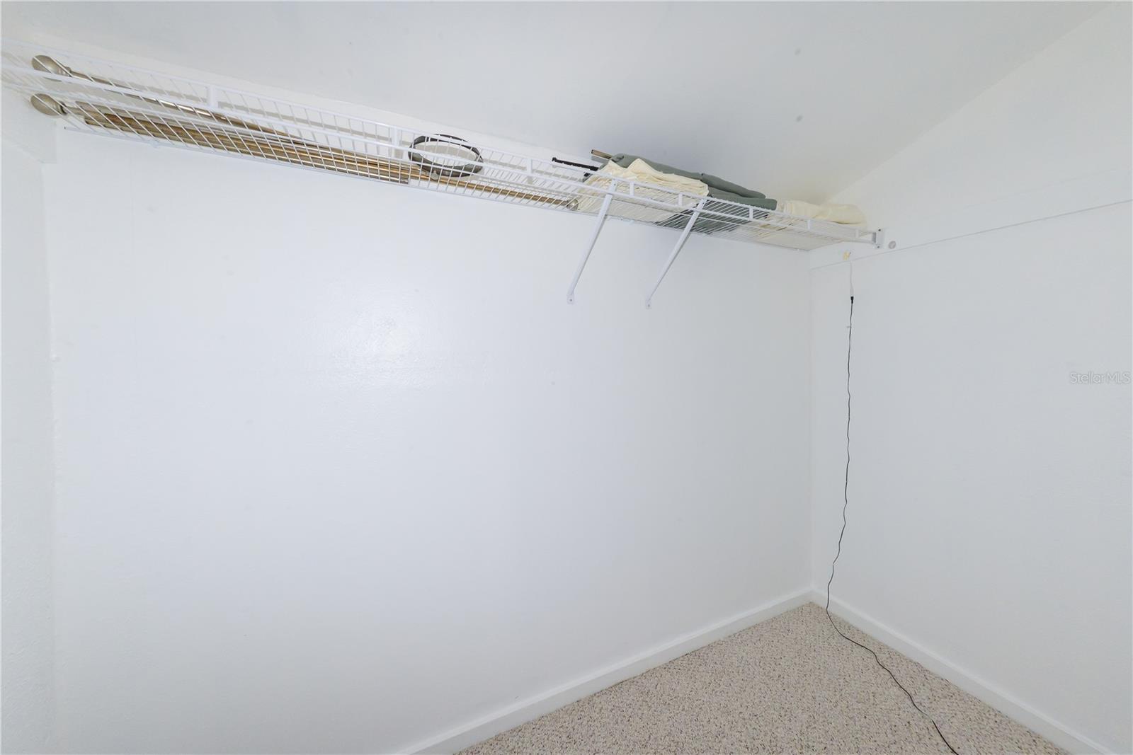 Image 17 of 36 For 3510 Riverside Drive