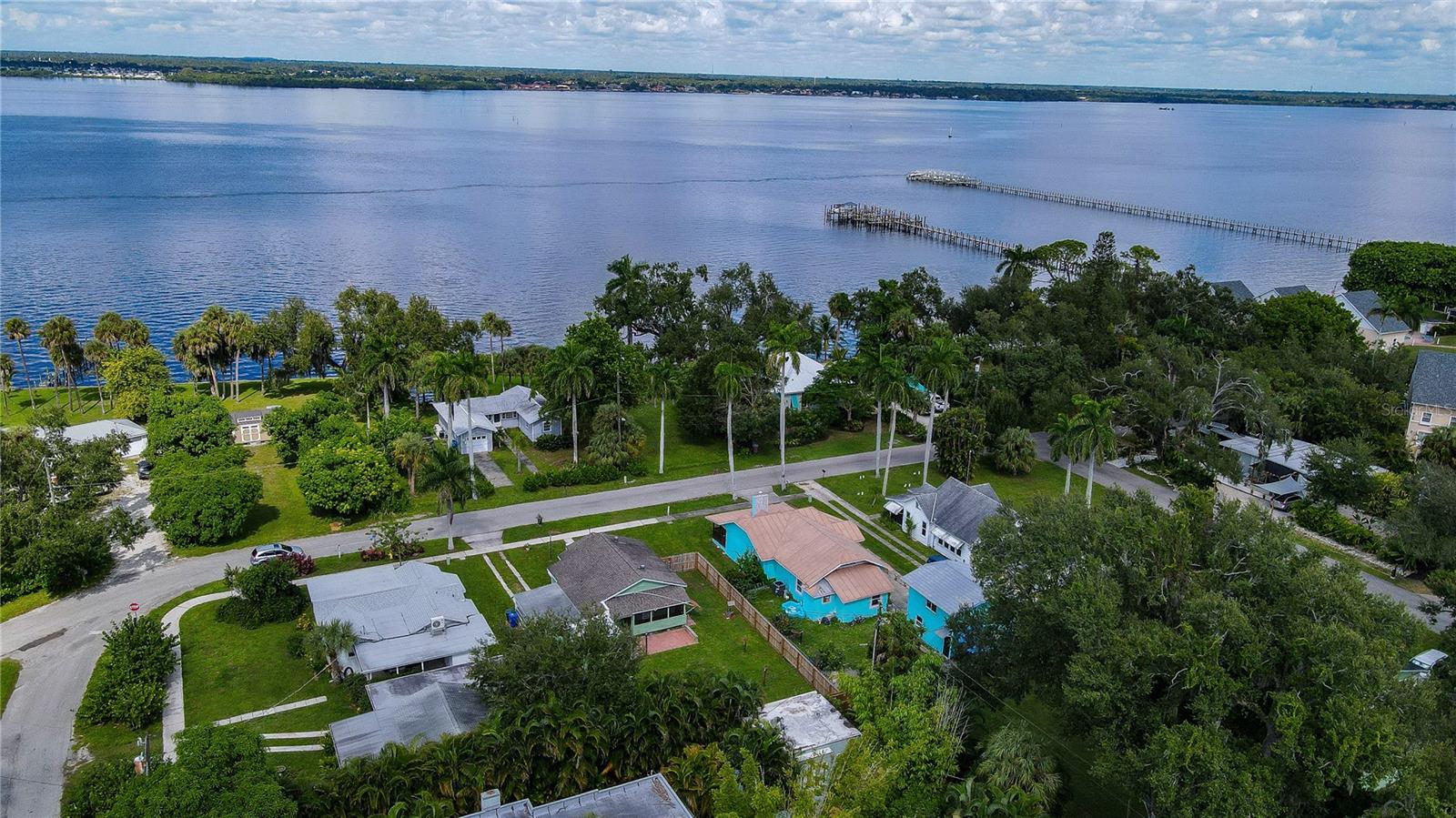 Image 34 of 36 For 3510 Riverside Drive