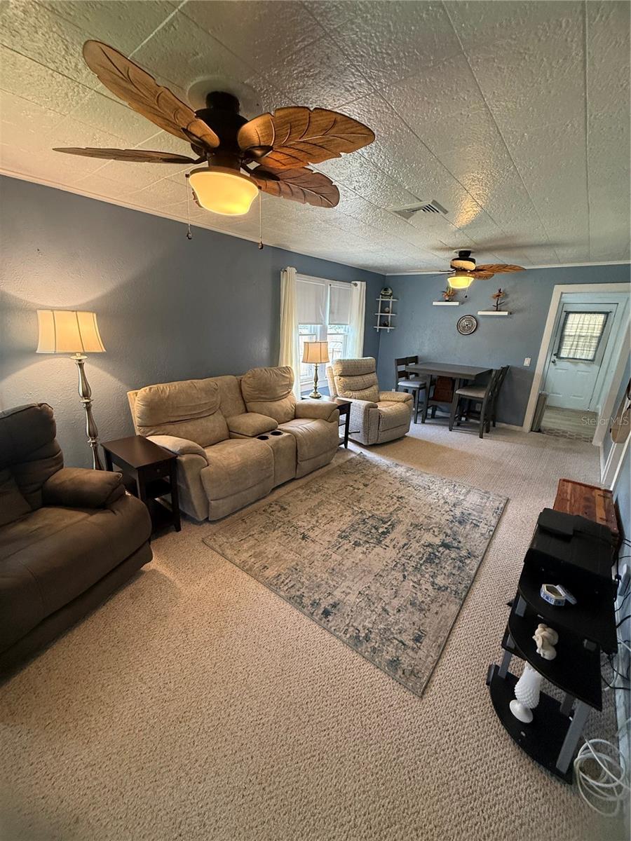 Image 4 of 16 For 3510 Riverside Drive