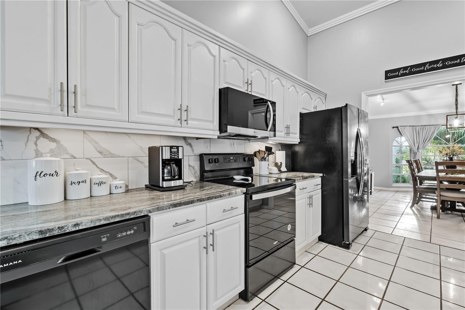 Image 18 of 52 For 1705 15th Avenue