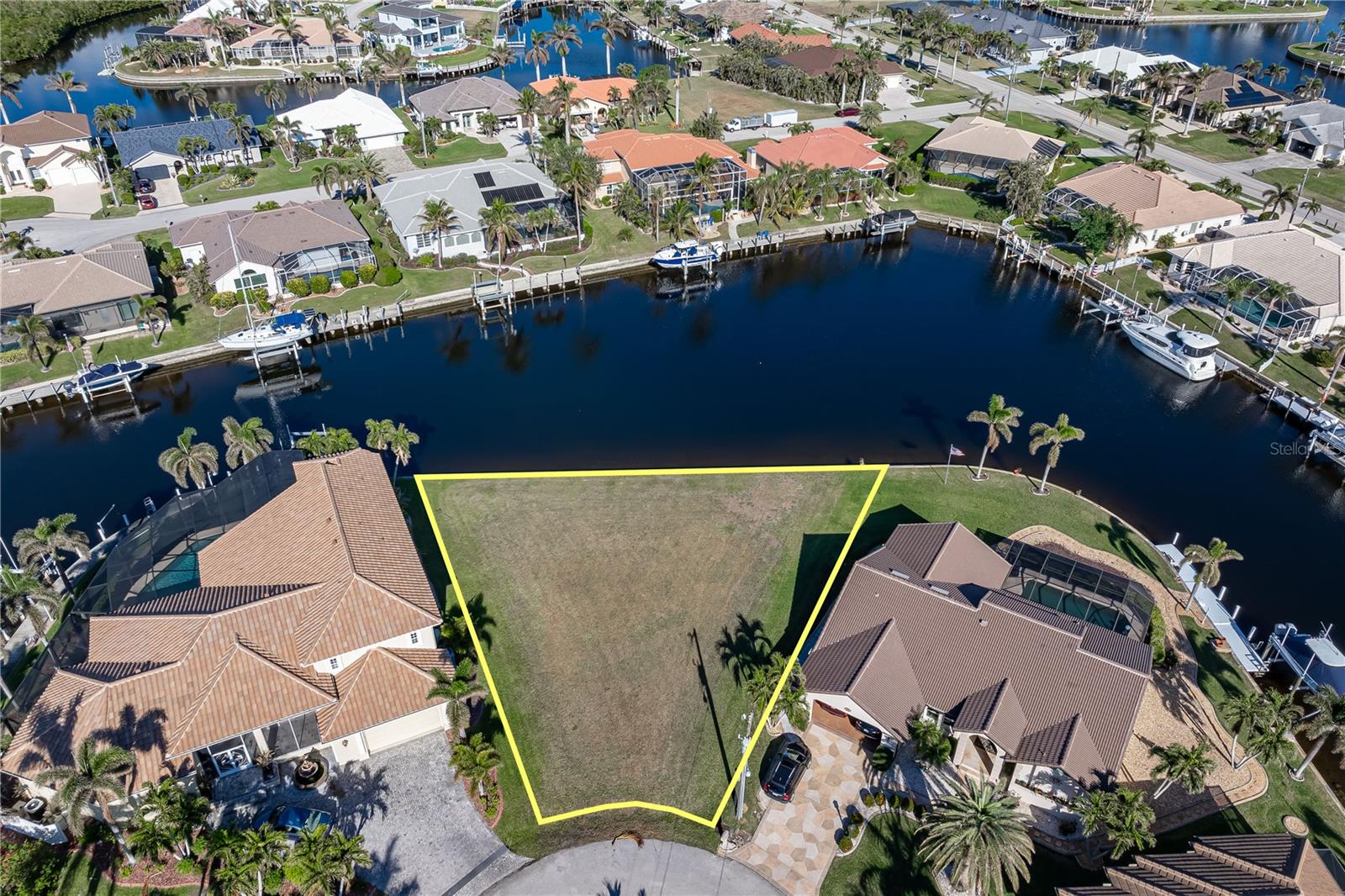 Image 2 of 13 For 600 Candia Court