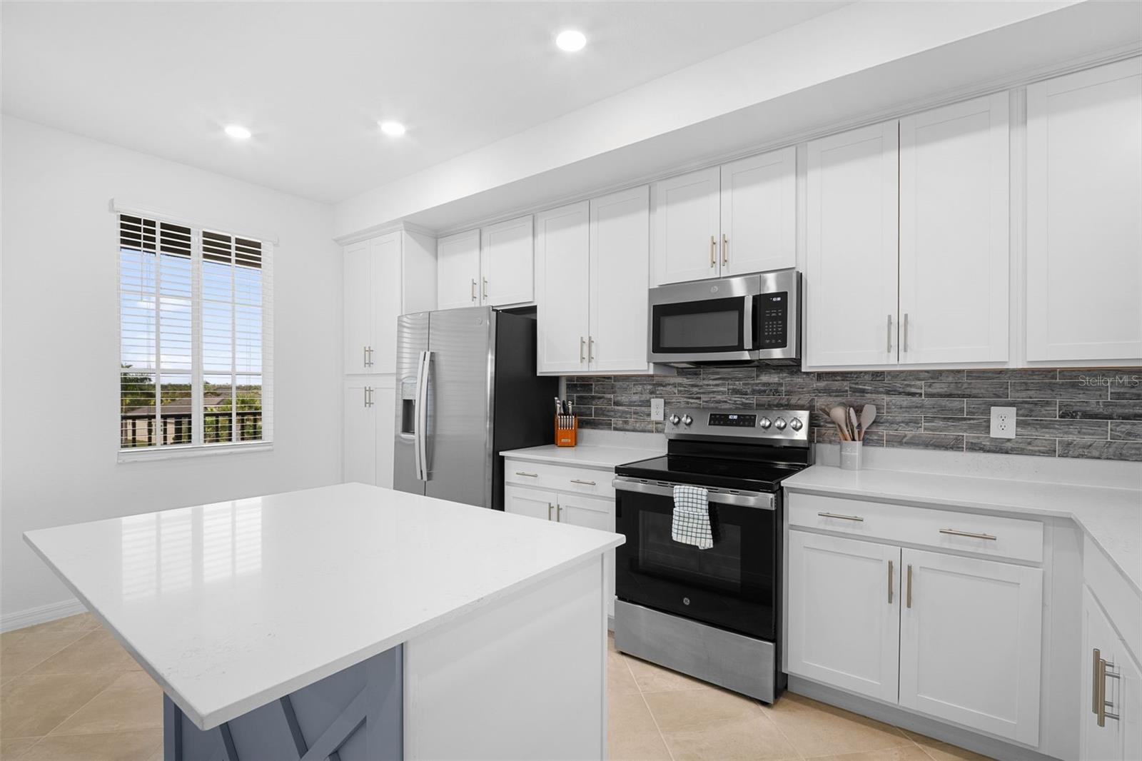 Image 10 of 49 For 12320 Wellen Golf Street 304