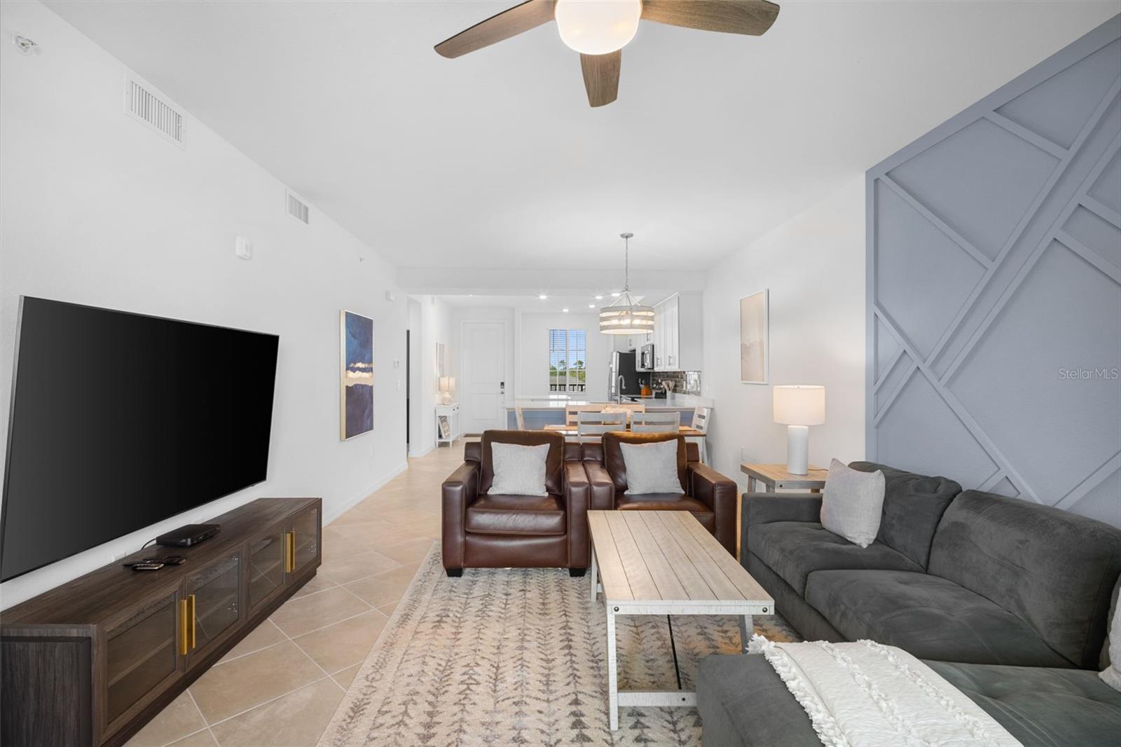 Image 17 of 49 For 12320 Wellen Golf Street 304