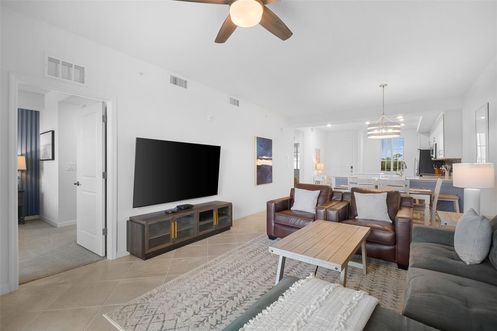 Image 18 of 49 For 12320 Wellen Golf Street 304