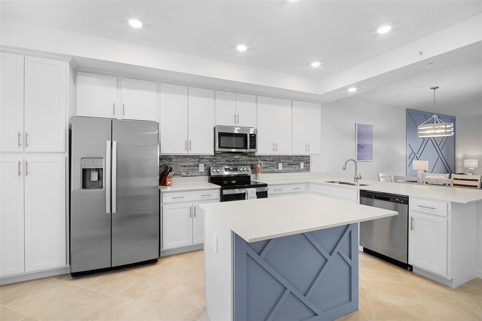 Image 6 of 49 For 12320 Wellen Golf Street 304