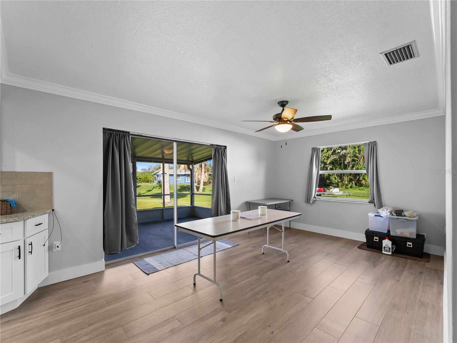 Image 16 of 57 For 3511 Amanda Street