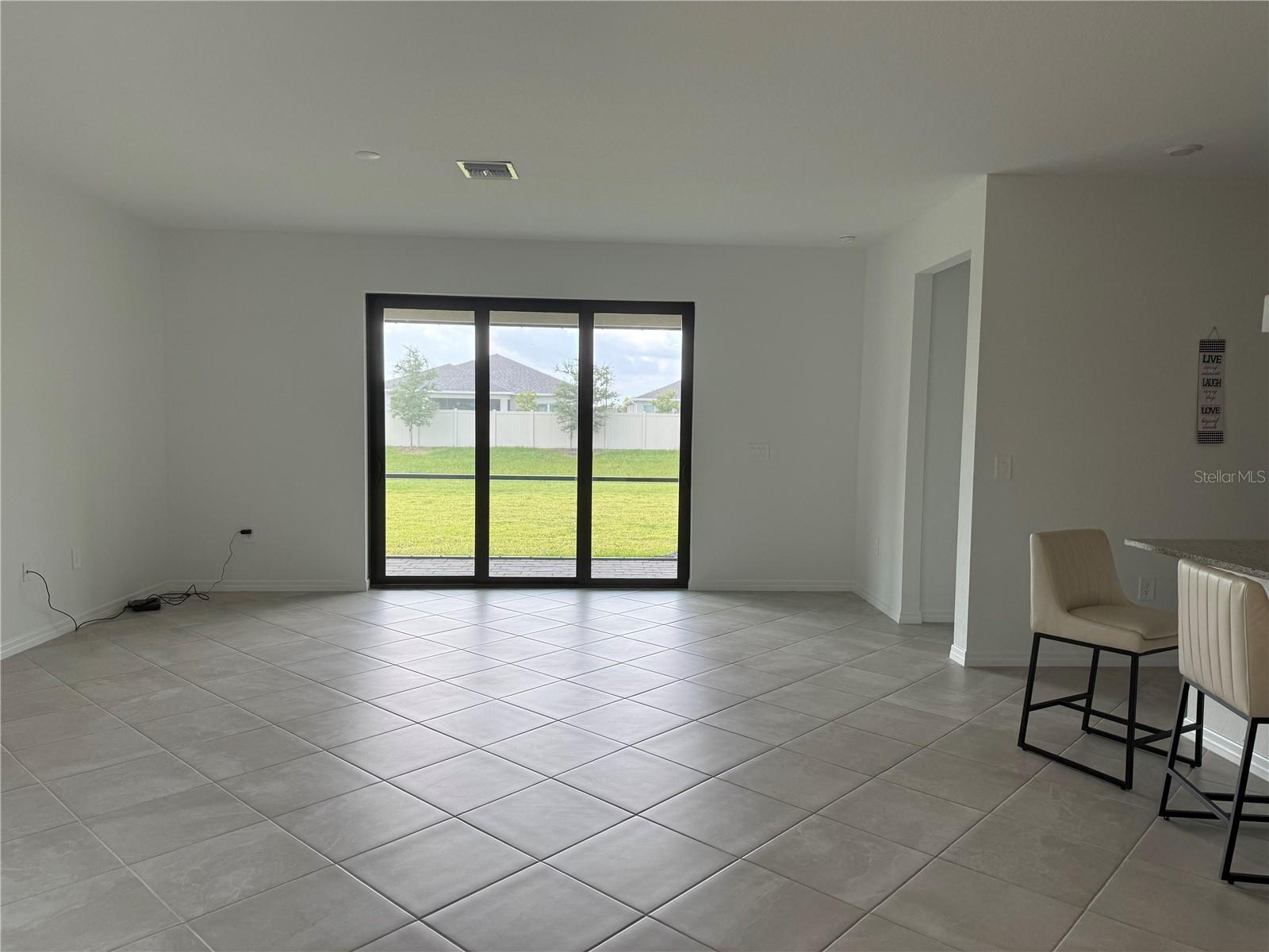 Image 3 of 10 For 1590 Saddlewood Circle