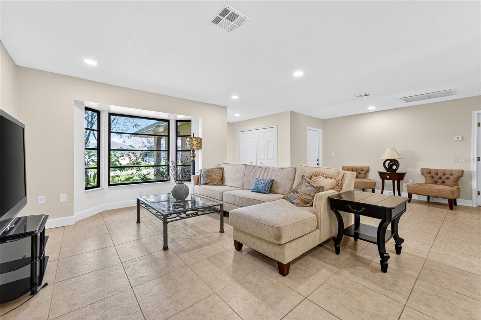 Image 12 of 51 For 23263 Bark Avenue