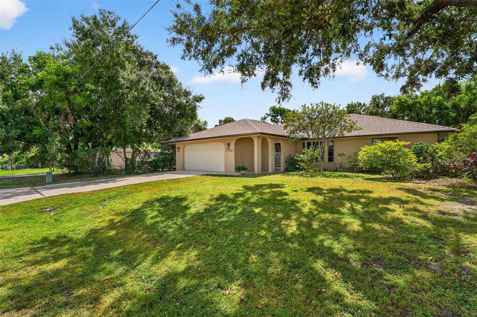 Image 3 of 51 For 23263 Bark Avenue