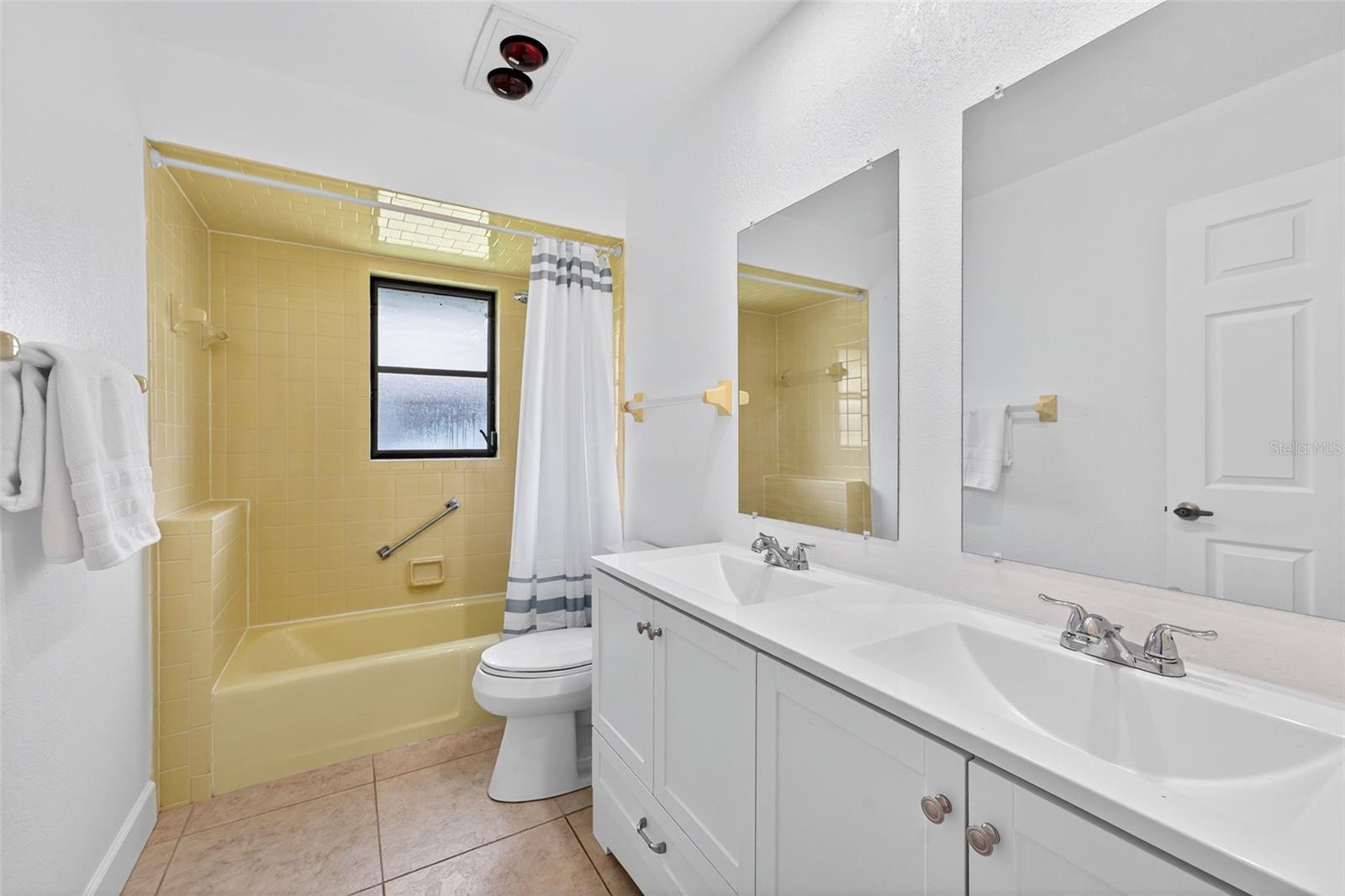 Image 30 of 51 For 23263 Bark Avenue