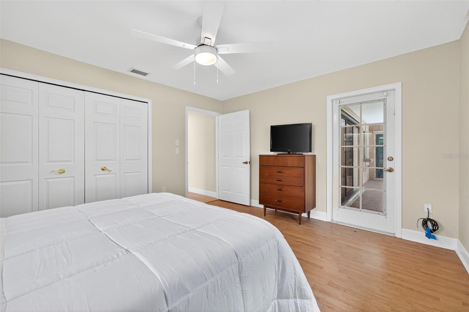 Image 32 of 51 For 23263 Bark Avenue