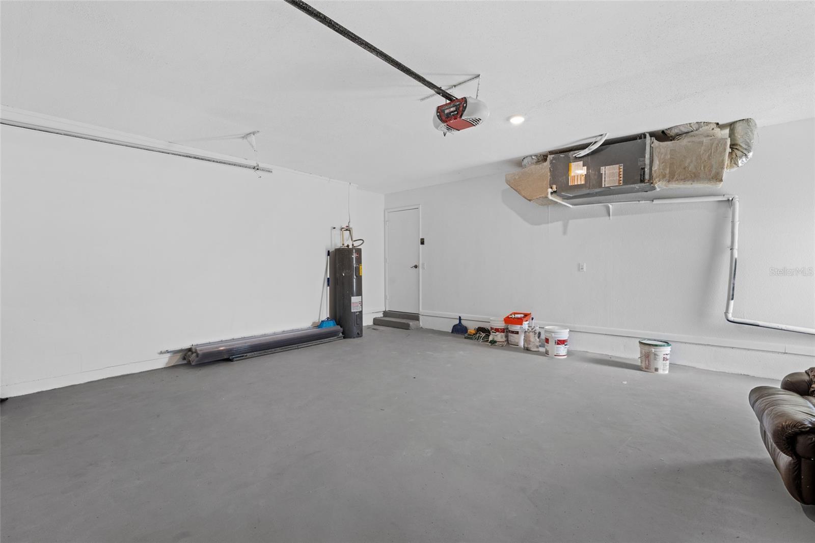 Image 34 of 42 For 22457 Oceanside Avenue