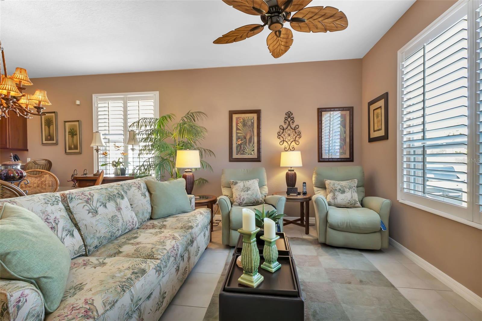 Image 16 of 50 For 24588 Buckingham Way