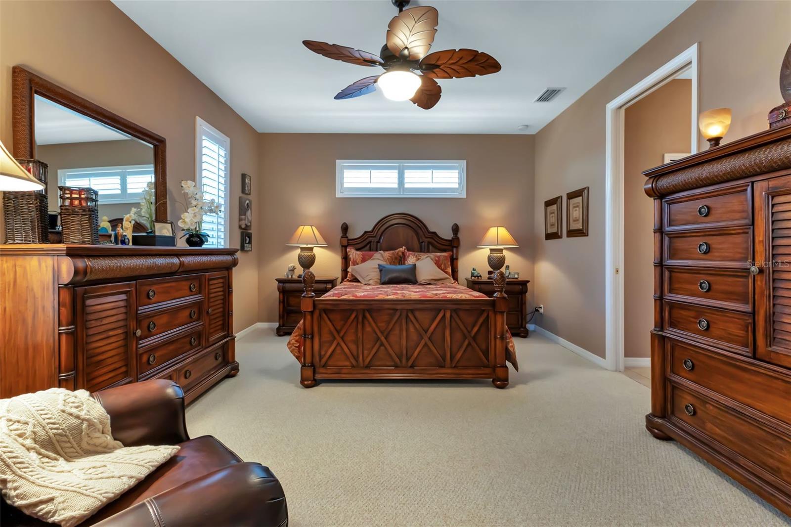 Image 20 of 50 For 24588 Buckingham Way