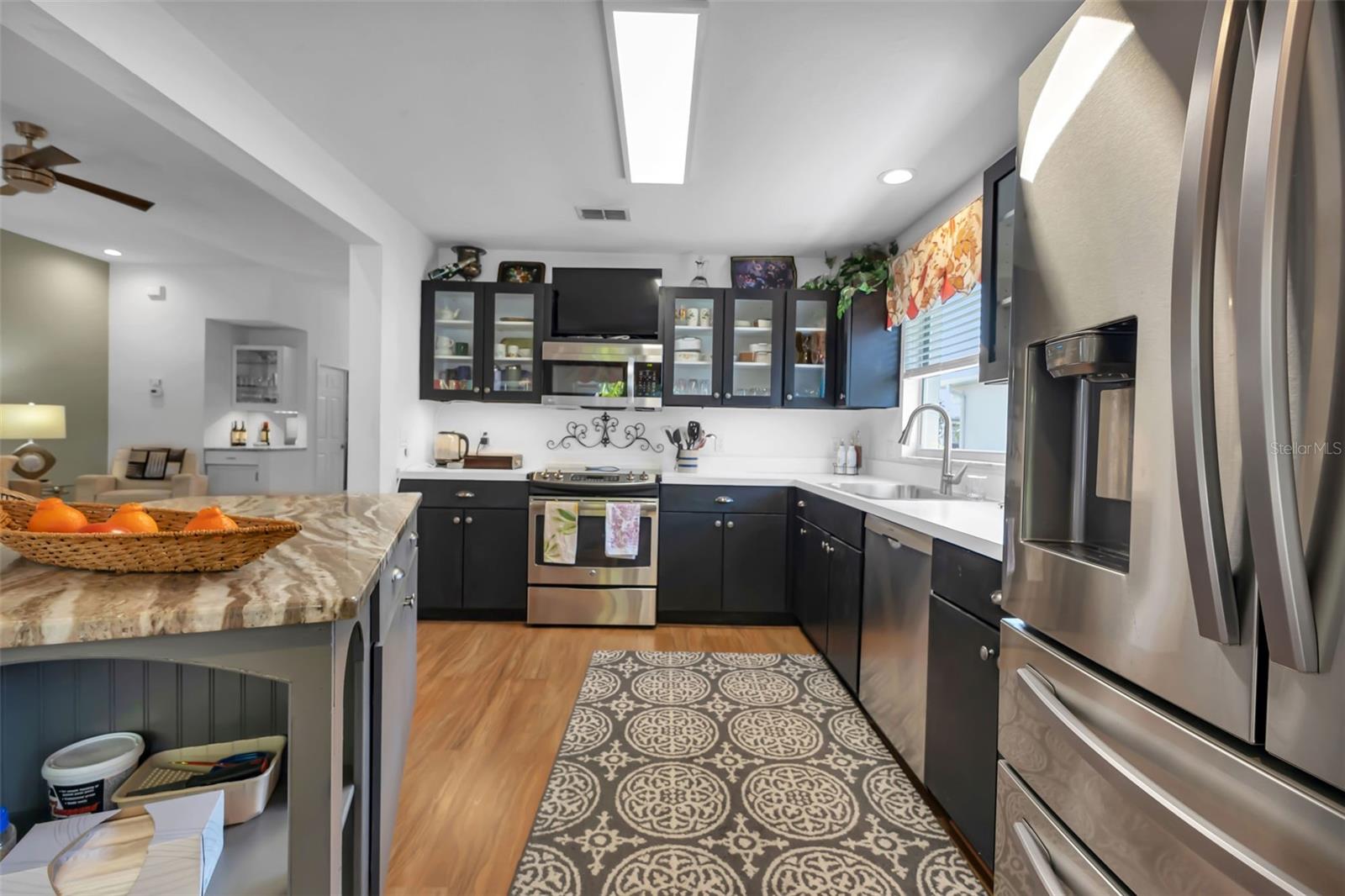 Image 10 of 44 For 24055 Buckingham Way