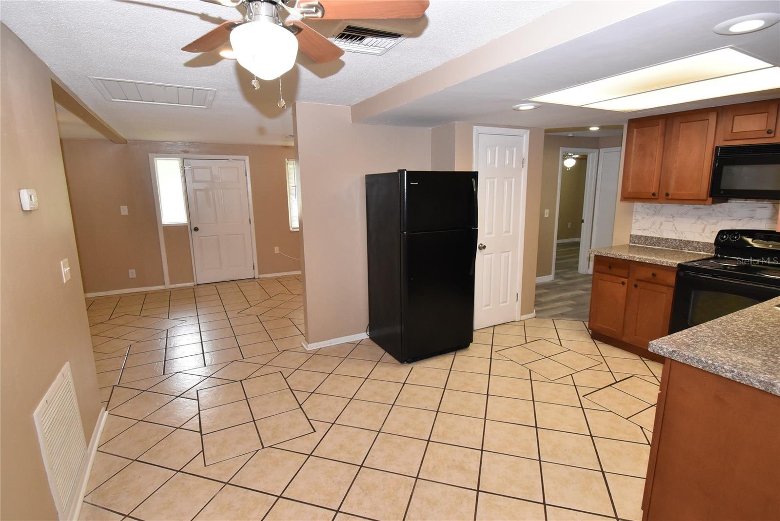 Image 10 of 25 For 7524 Galahad Road