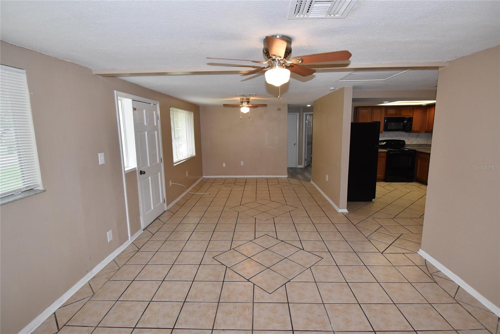 Image 3 of 25 For 7524 Galahad Road