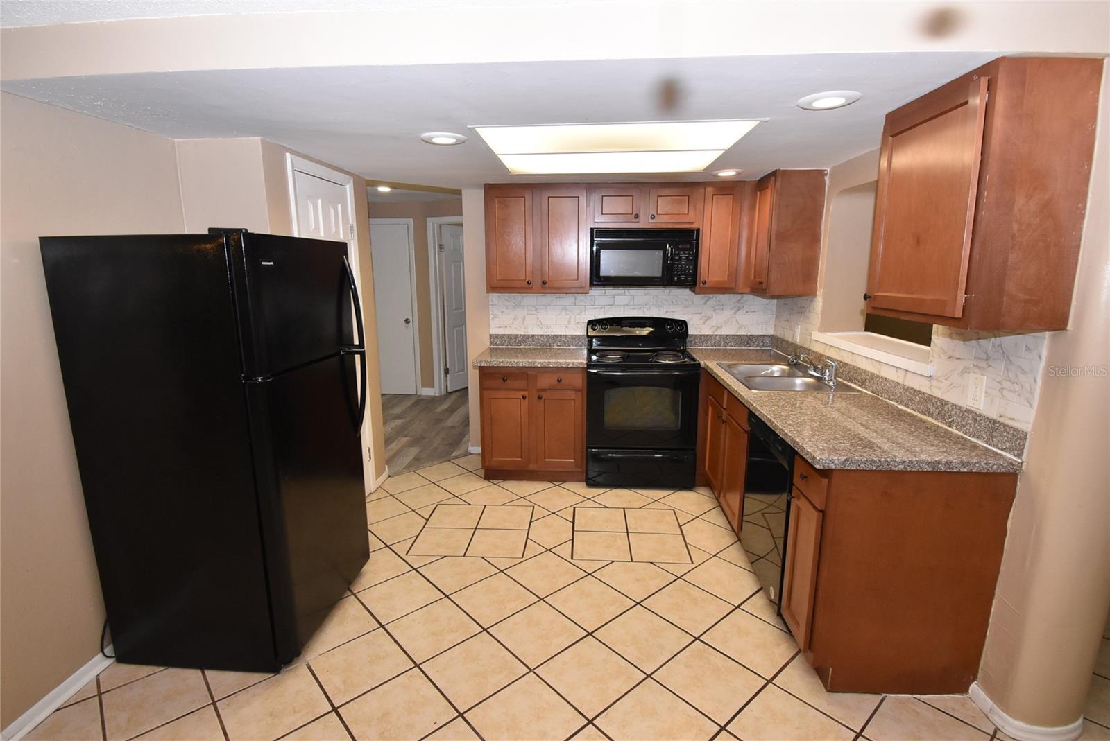 Image 7 of 25 For 7524 Galahad Road