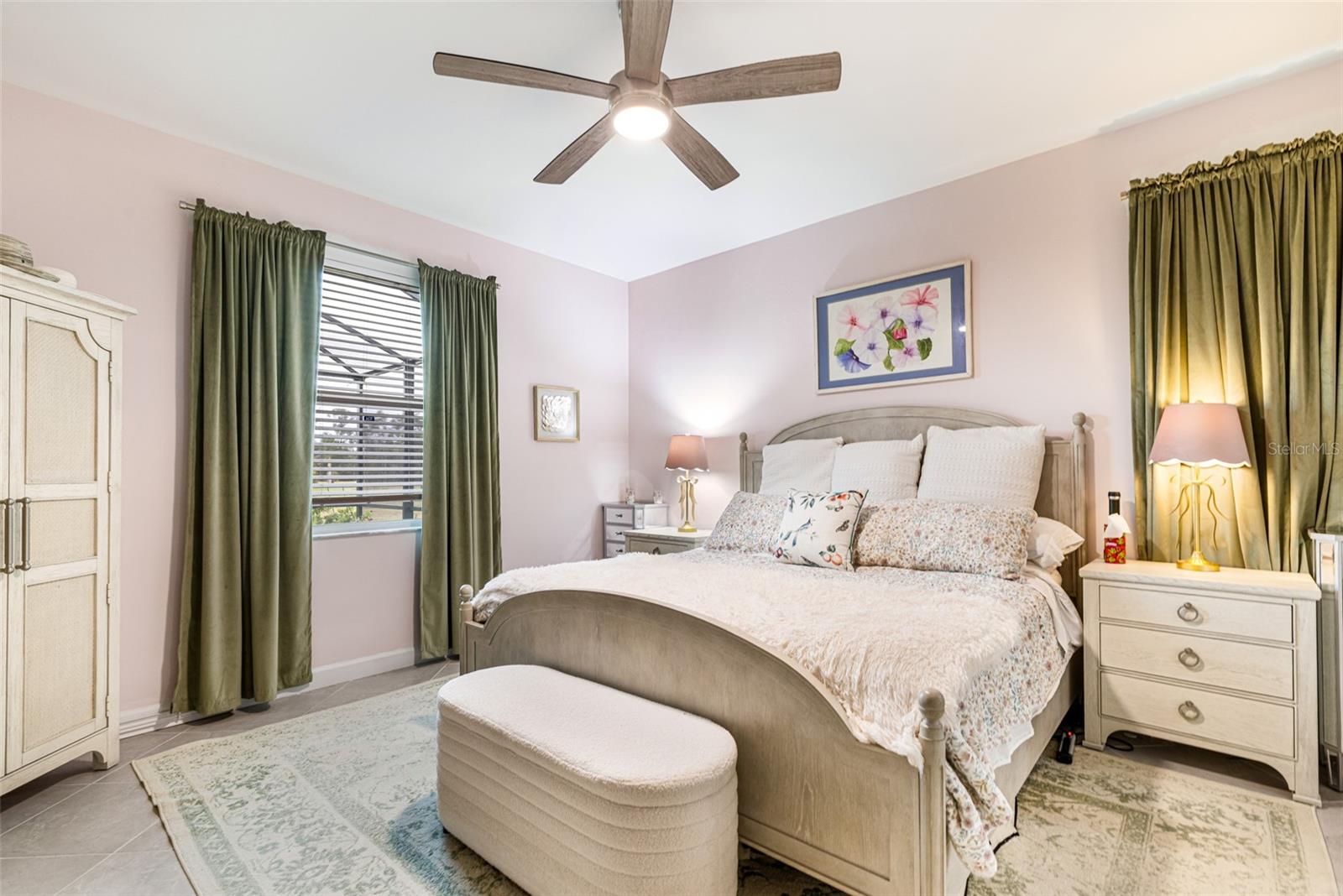 Image 16 of 32 For 17424 Muscat Lane