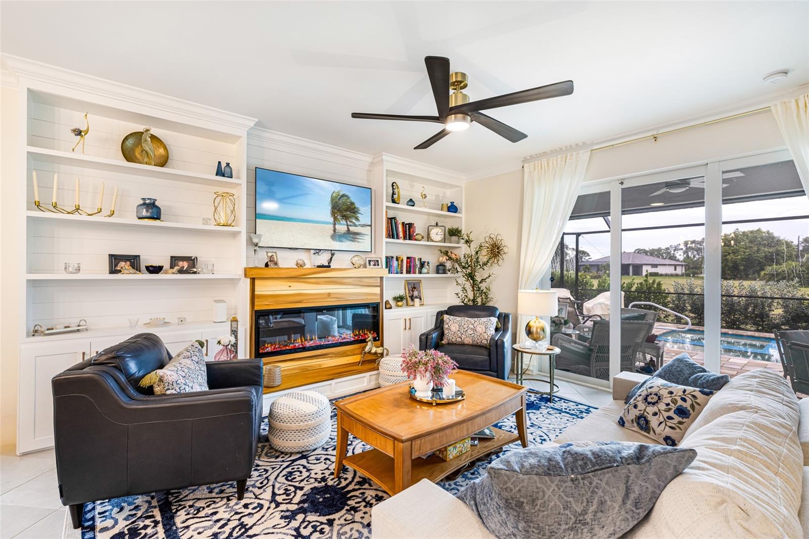 Image 4 of 32 For 17424 Muscat Lane