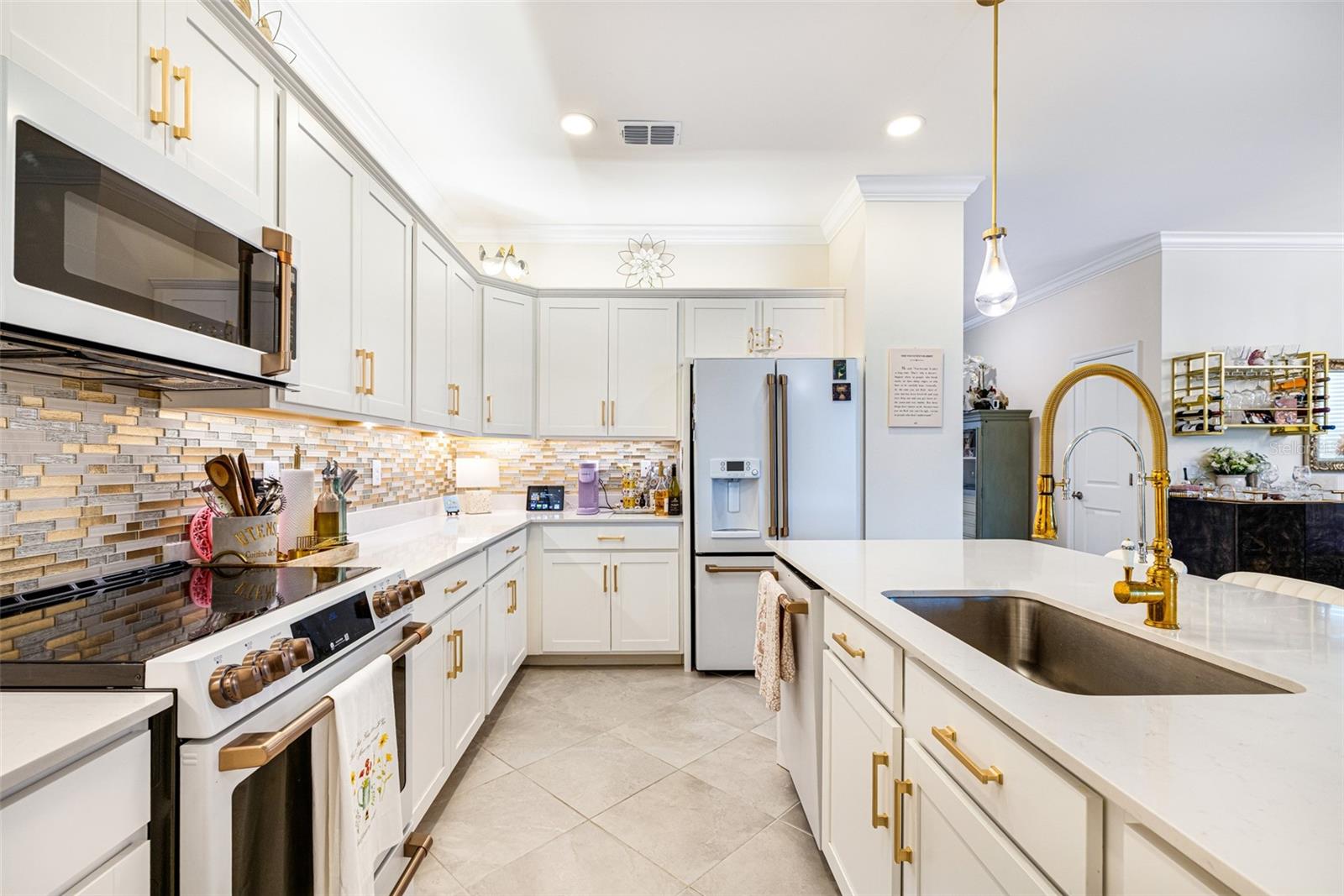 Image 8 of 32 For 17424 Muscat Lane