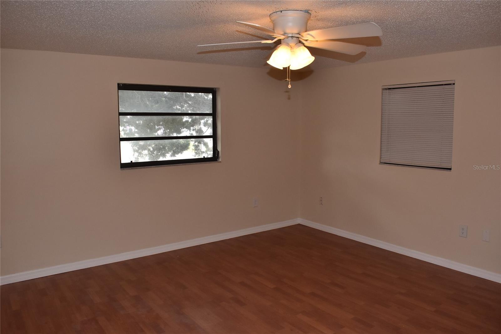 Image 7 of 19 For 7615 Karen Drive