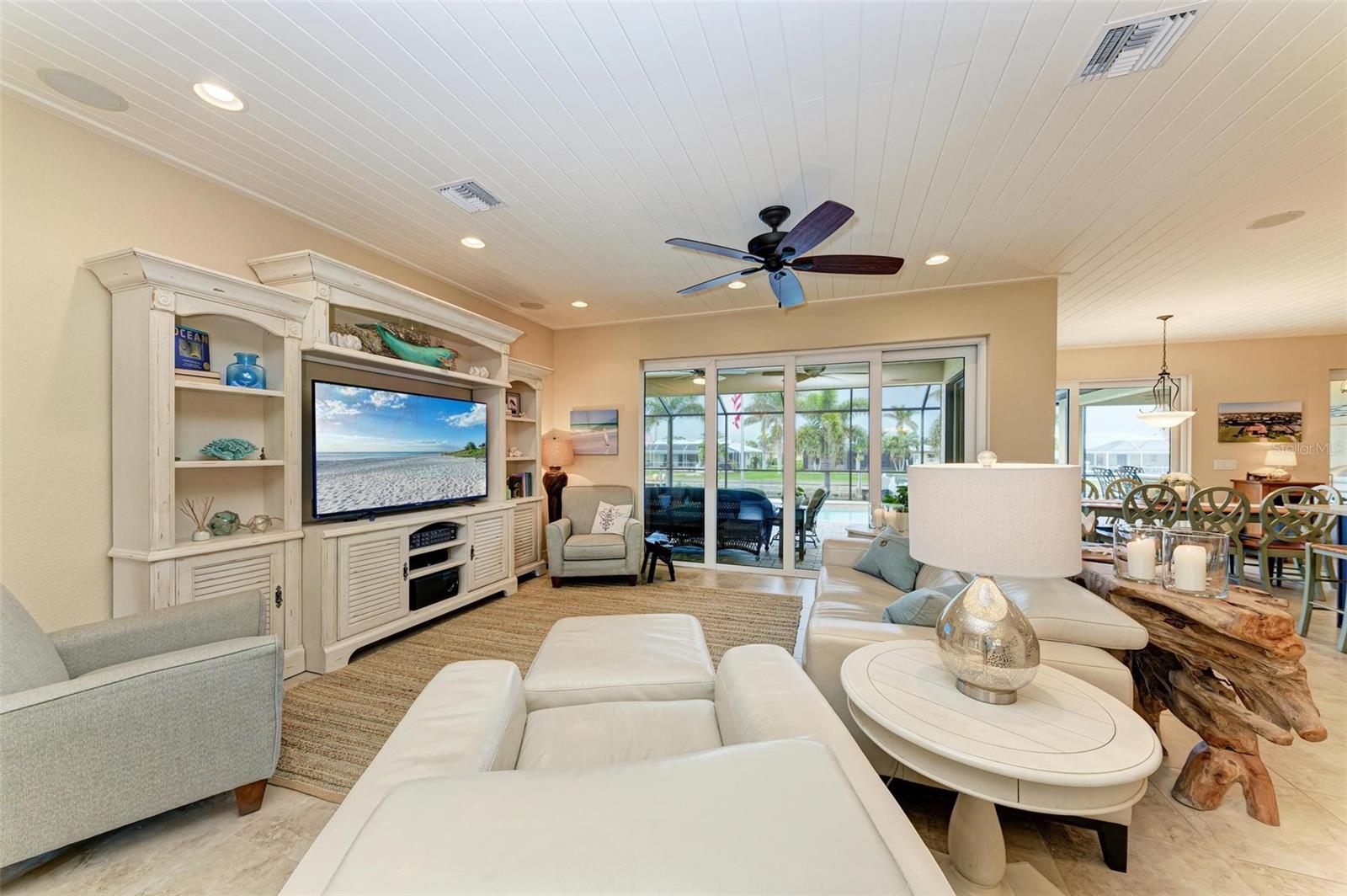 Image 13 of 75 For 2064 El Cerito Court