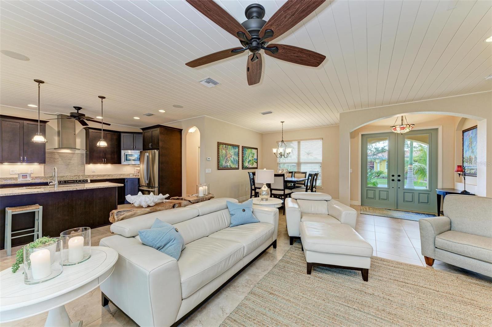 Image 16 of 75 For 2064 El Cerito Court