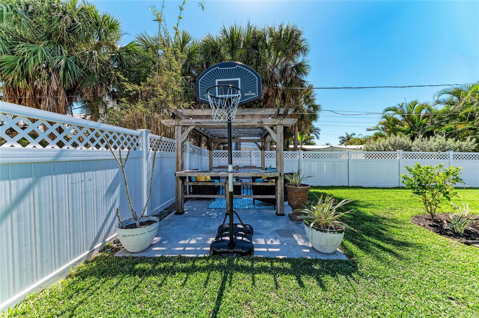 Image 44 of 51 For 621 Trabue Avenue