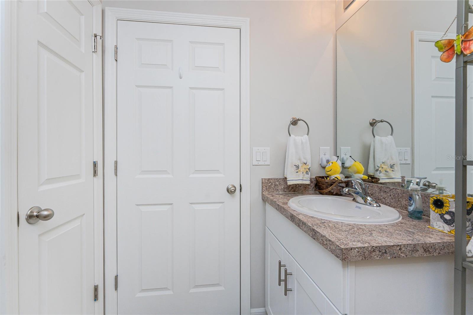 Image 29 of 86 For 25328 Lenox Circle