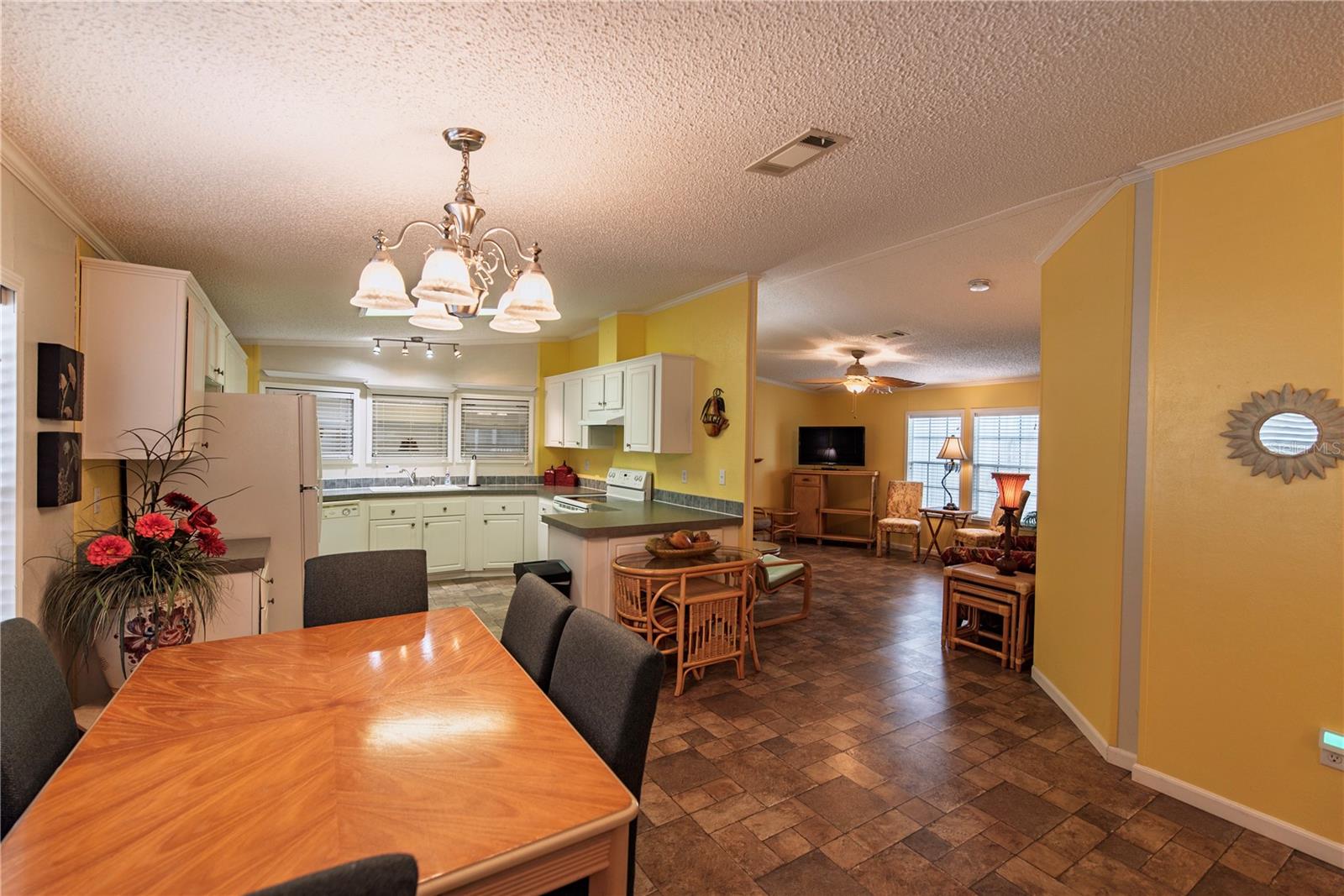 Image 7 of 25 For 29 Amsterdam Avenue