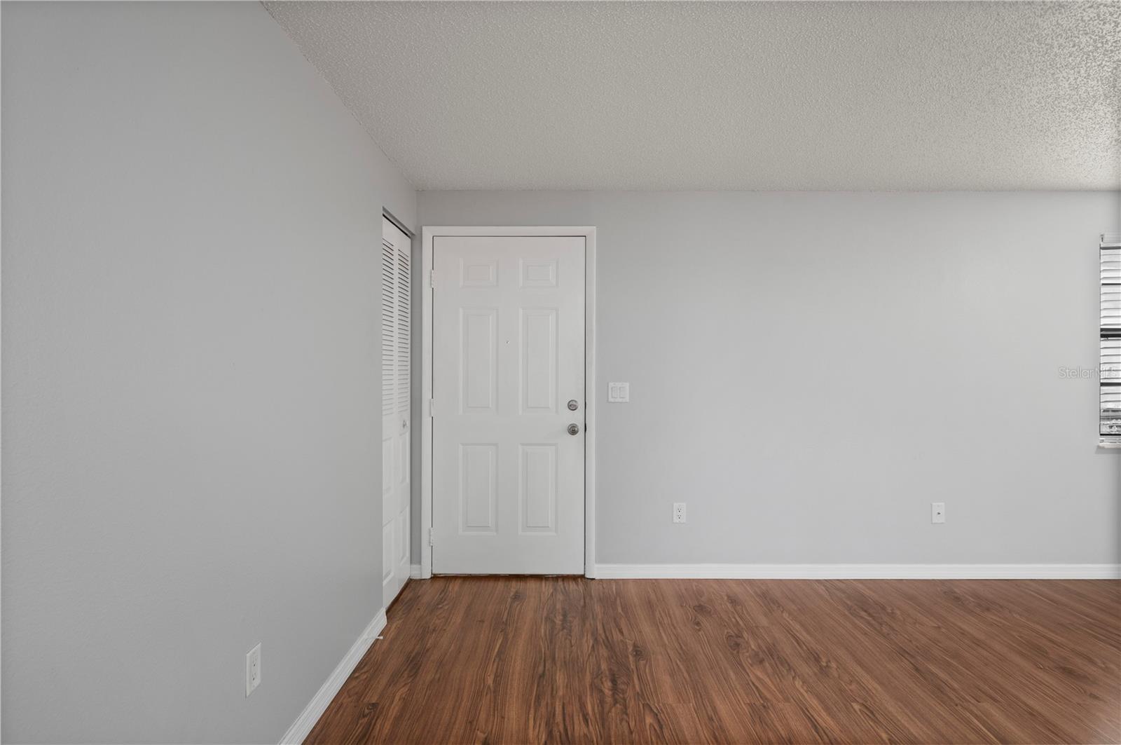 Image 10 of 44 For 4022 Beaver Lane 900h