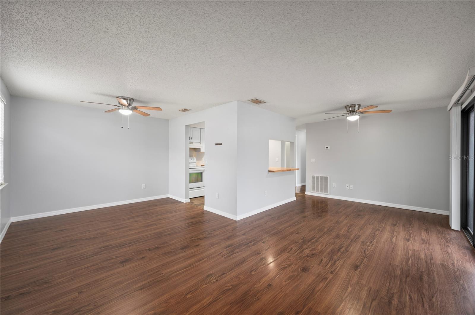 Image 12 of 44 For 4022 Beaver Lane 900h