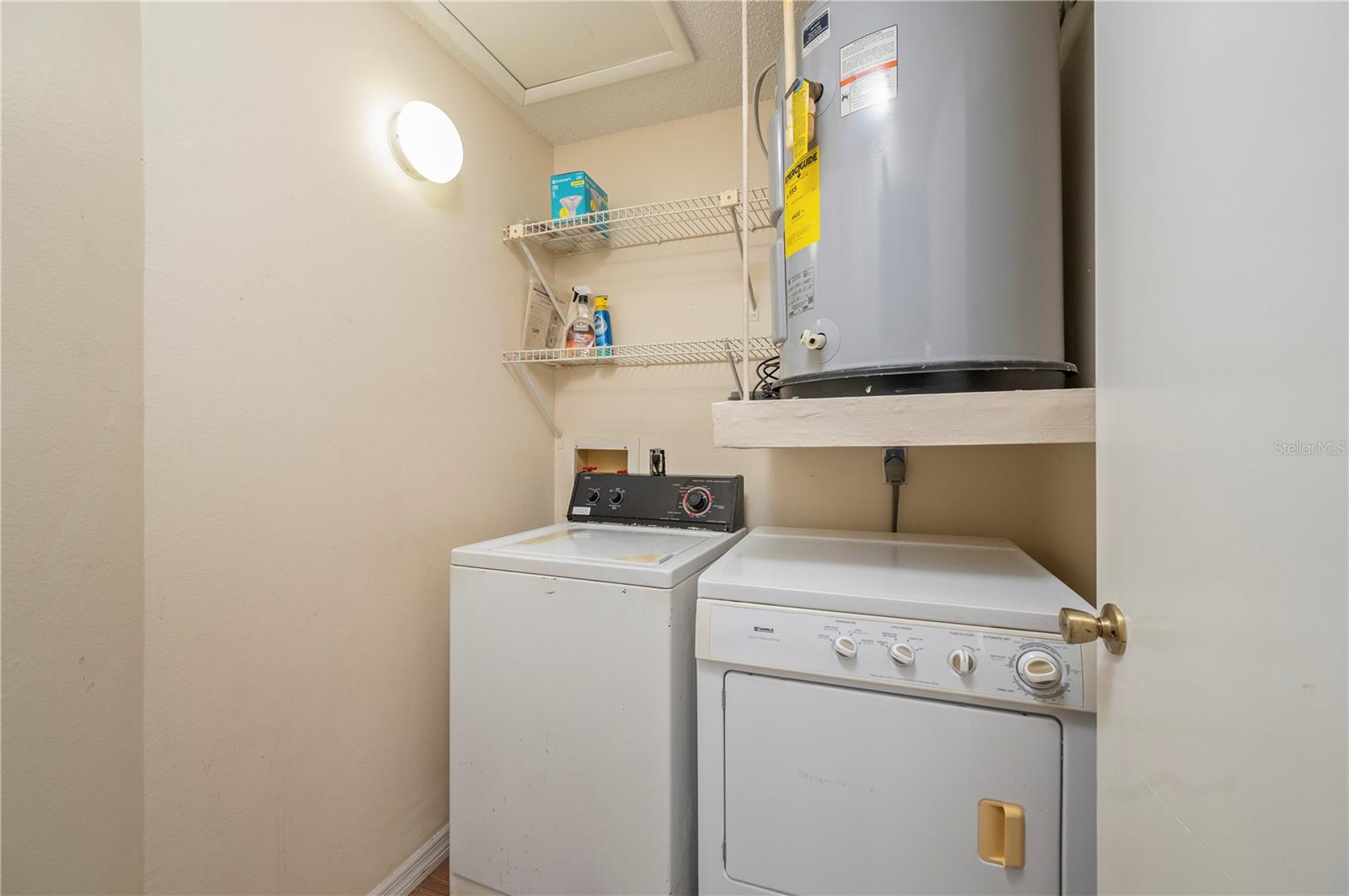 Image 24 of 44 For 4022 Beaver Lane 900h