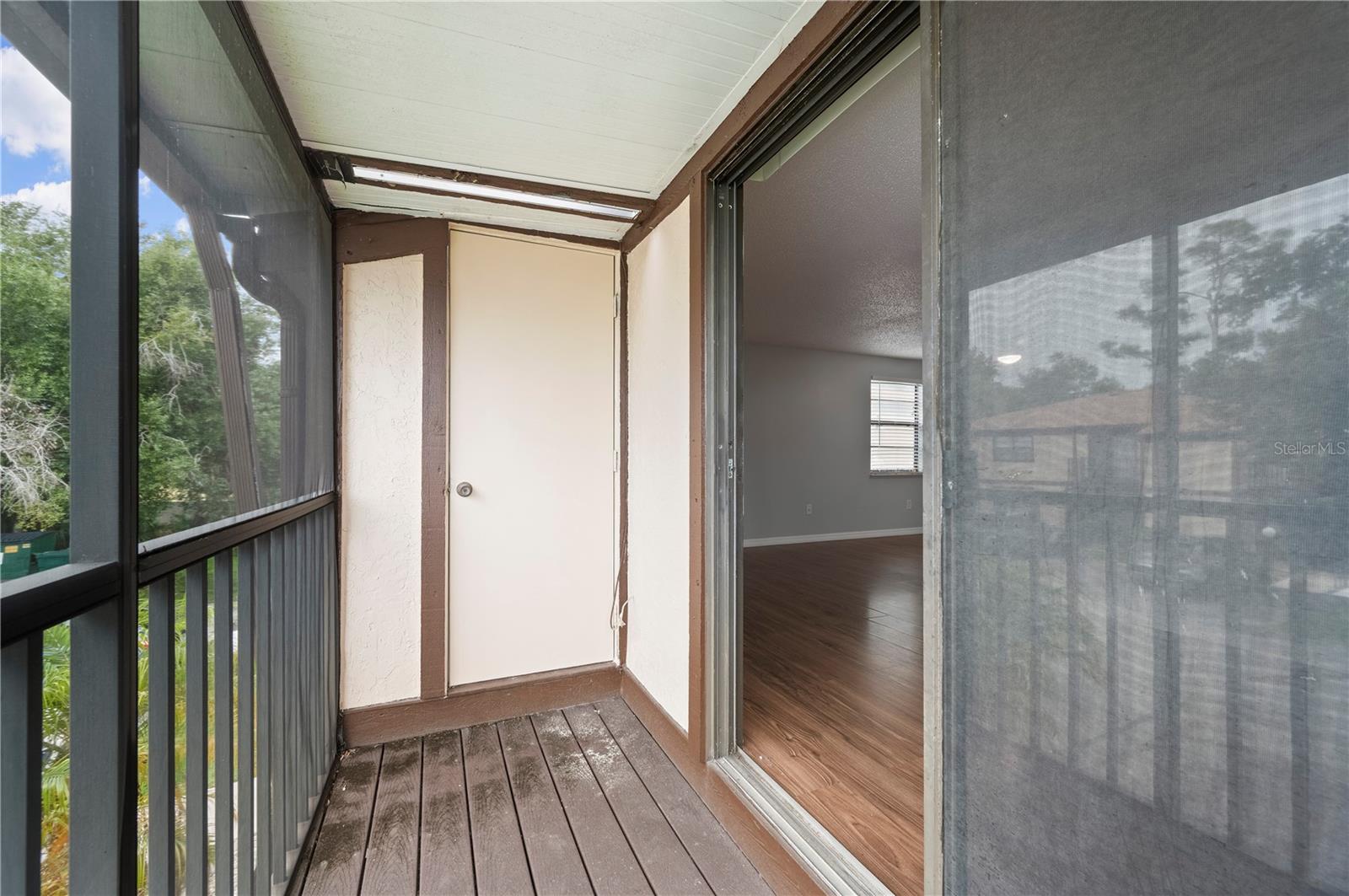 Image 31 of 44 For 4022 Beaver Lane 900h