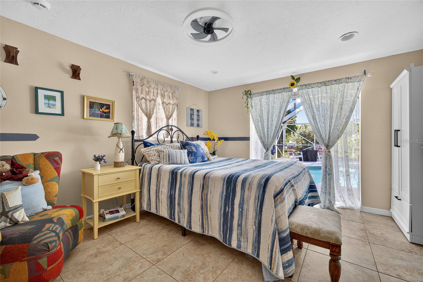 Image 15 of 41 For 4279 Harbor Boulevard