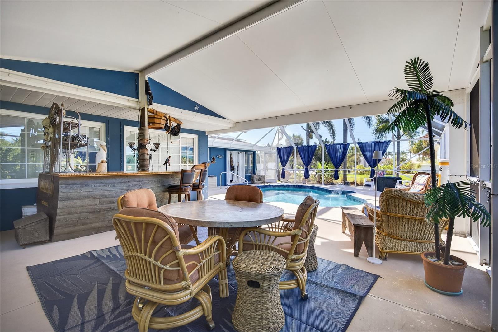 Image 27 of 41 For 4279 Harbor Boulevard