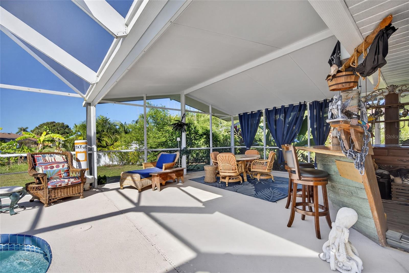 Image 28 of 41 For 4279 Harbor Boulevard