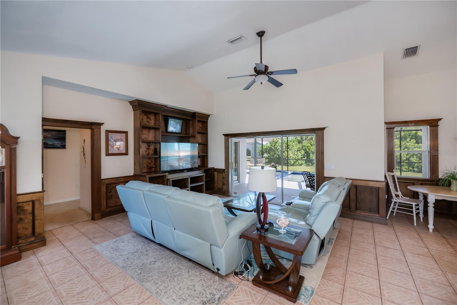 Image 10 of 68 For 10056 Lebanon Drive