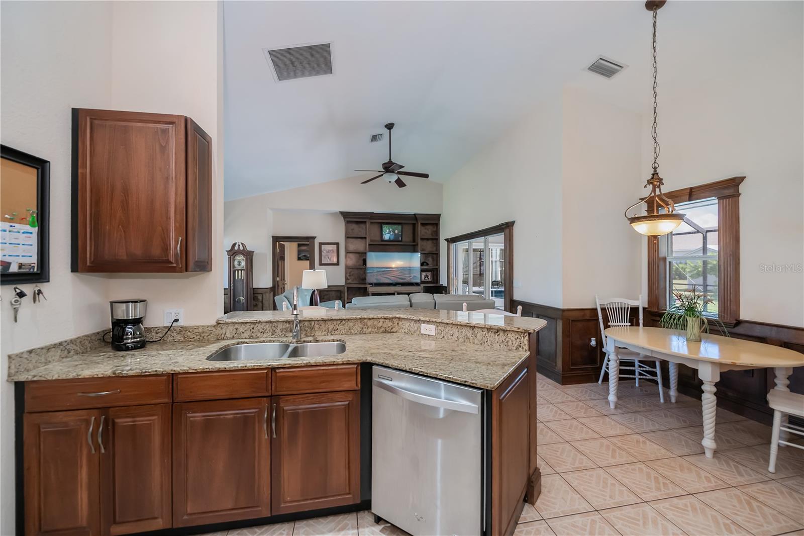 Image 18 of 68 For 10056 Lebanon Drive