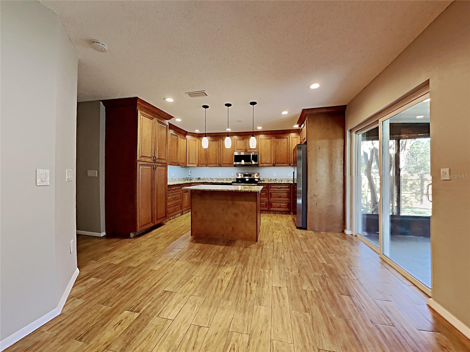Image 5 of 19 For 3410 King Richard Court
