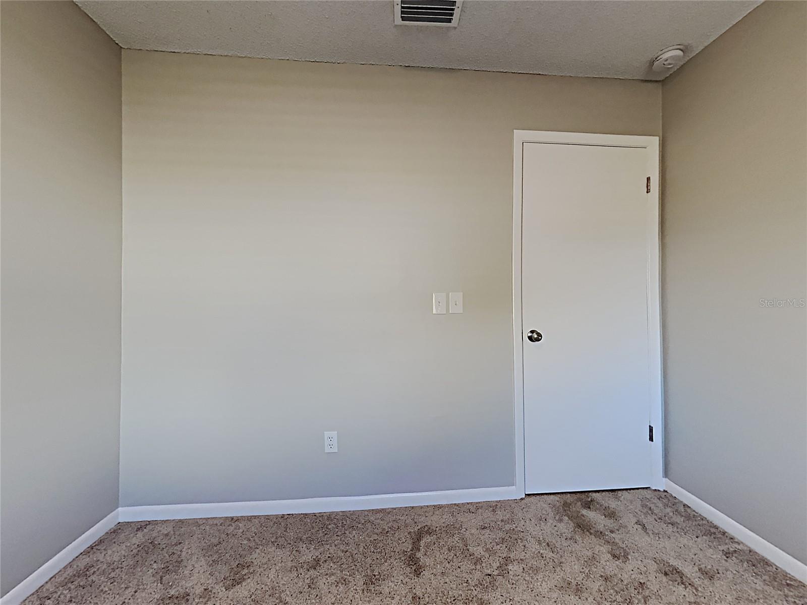 Image 8 of 19 For 3410 King Richard Court